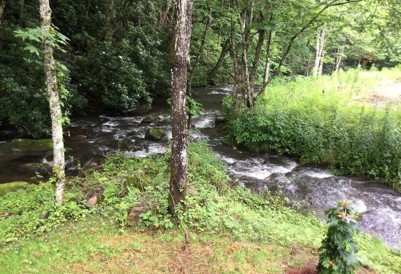 Staynantahala   Smoky Mountain Cabins And Luxury Yurts