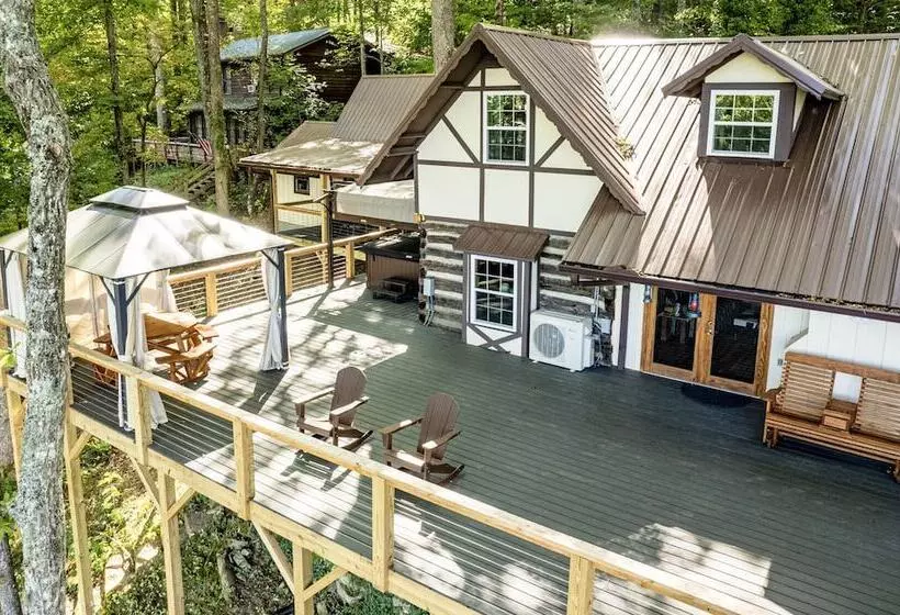 Staynantahala   Smoky Mountain Cabins And Luxury Yurts