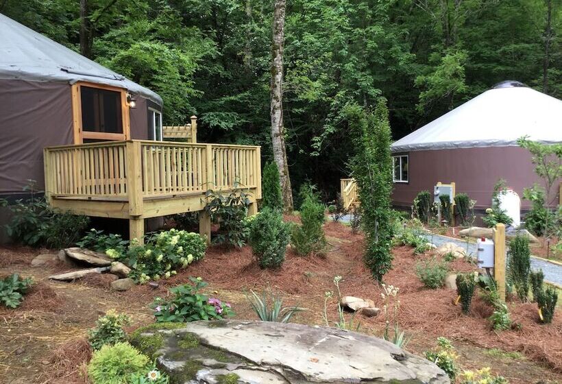 Staynantahala   Smoky Mountain Cabins And Luxury Yurts