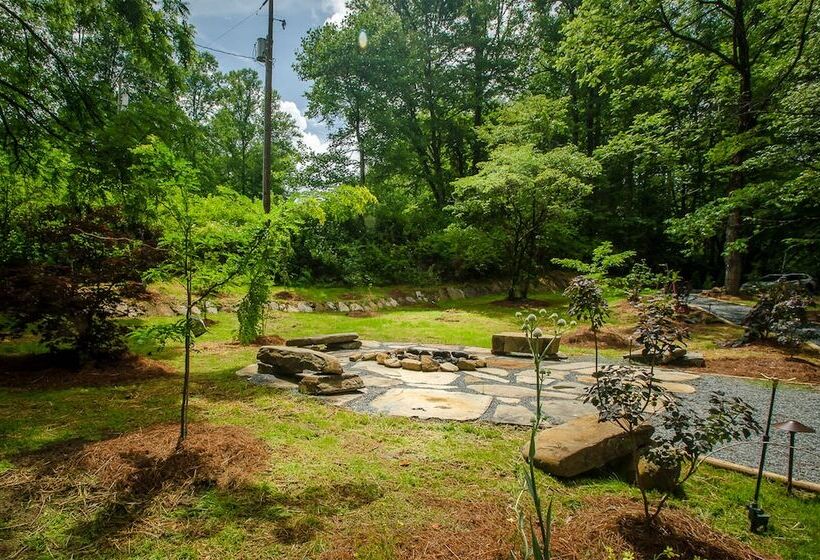 Staynantahala   Smoky Mountain Cabins And Luxury Yurts