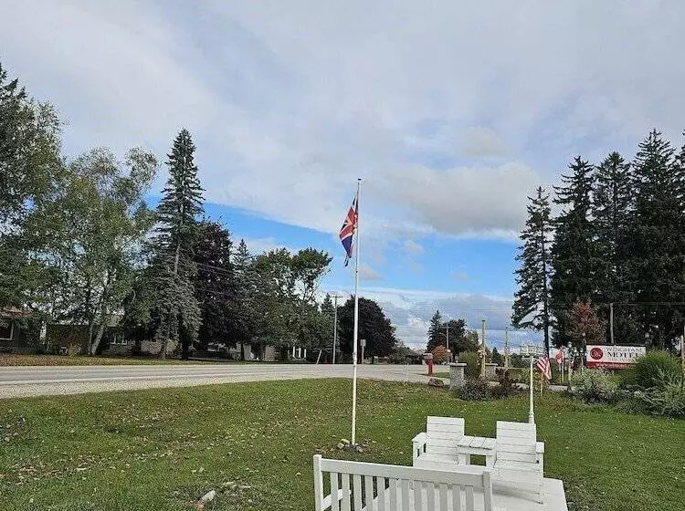 Wingham Motel