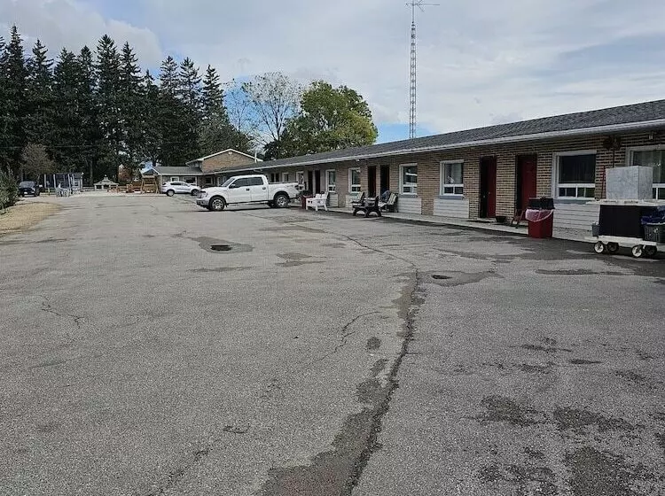 Wingham Motel