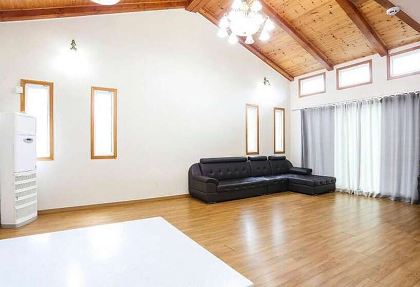 Yangpyeong Moegaram Pension