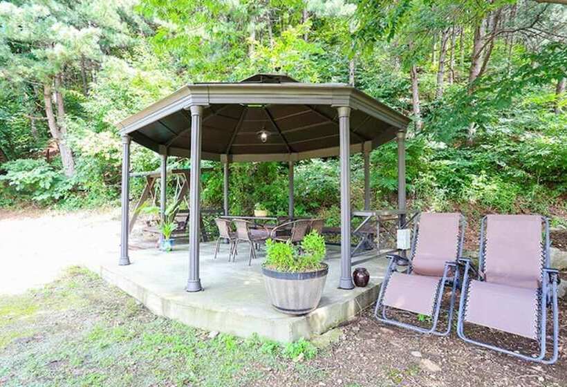 Yangpyeong Moegaram Pension