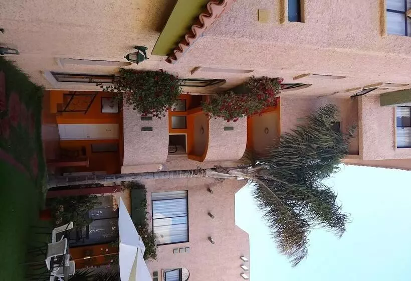 Apart Hotel La Goleta