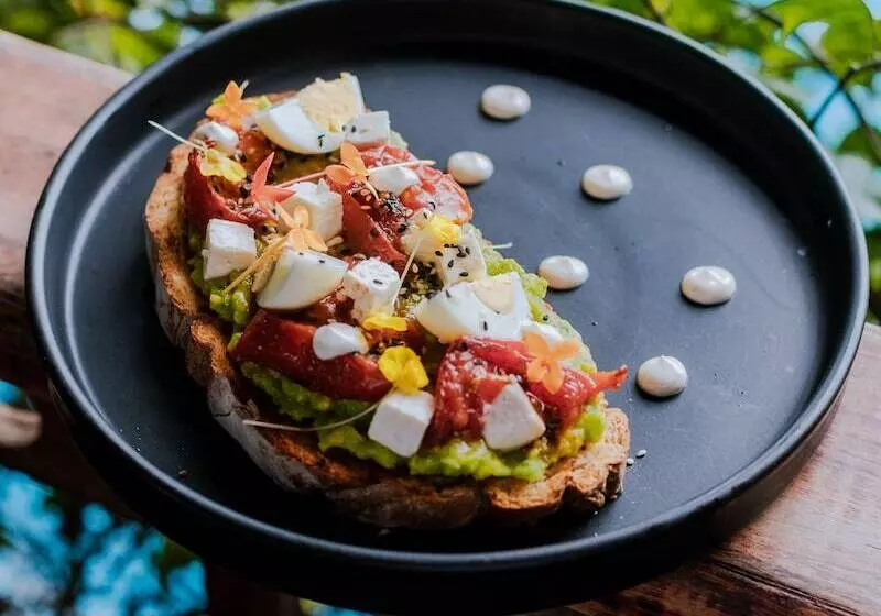 Bambuda Lodge   Hostel