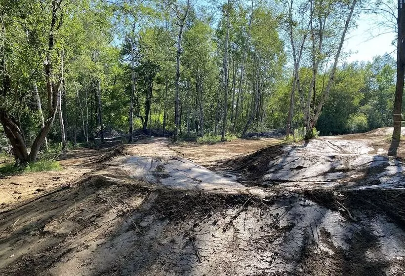 Aamiaismajoitus (B&B) Auberge Papillon Lune