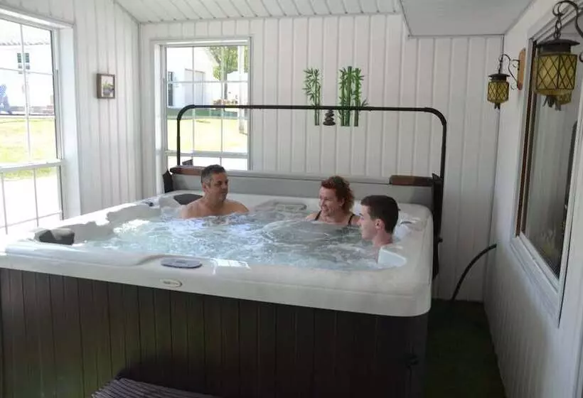 Aamiaismajoitus (B&B) Auberge Papillon Lune