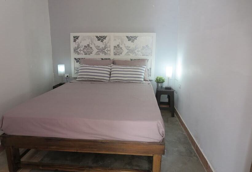 Cartagena Hostel Adults Only