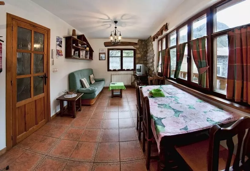 El Invernal De Picos