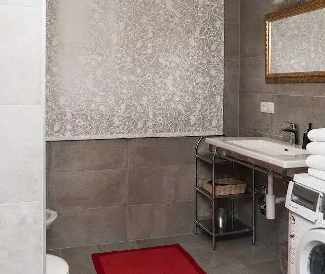 Golden Roof Apartments By Penz