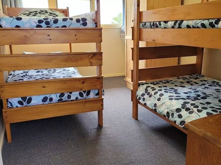 High View Family Cottages