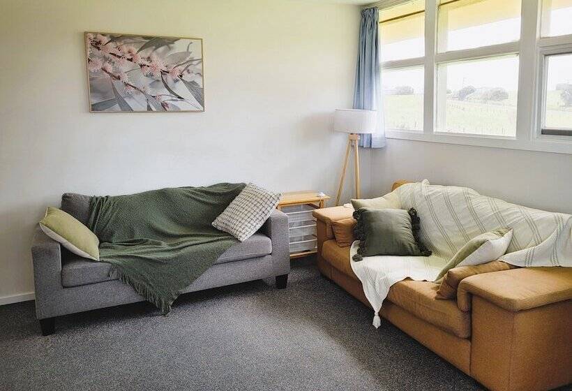 High View Family Cottages