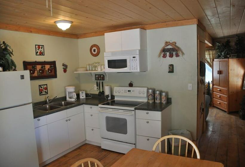 Hoovers River Resort