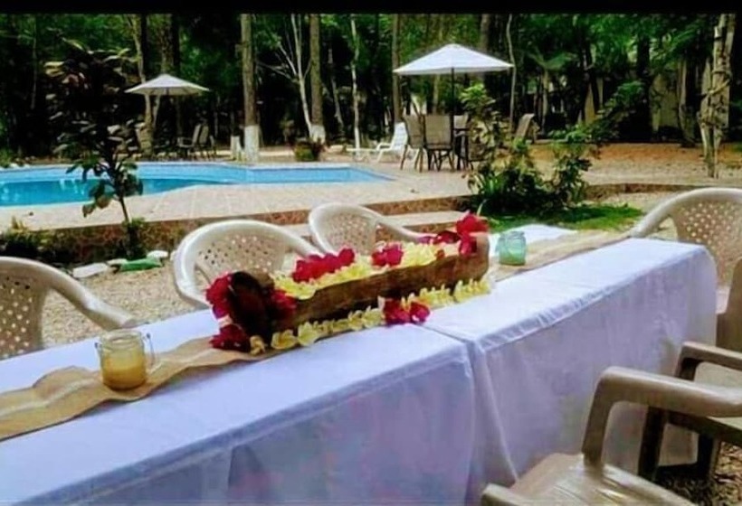 هتل Campestre Santa Ana