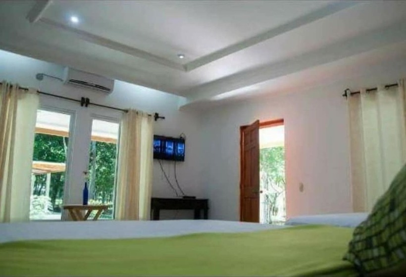 هتل Campestre Santa Ana