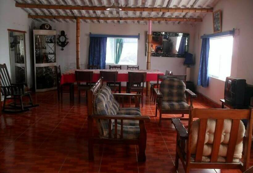Hotel El Mirador De Pucusana