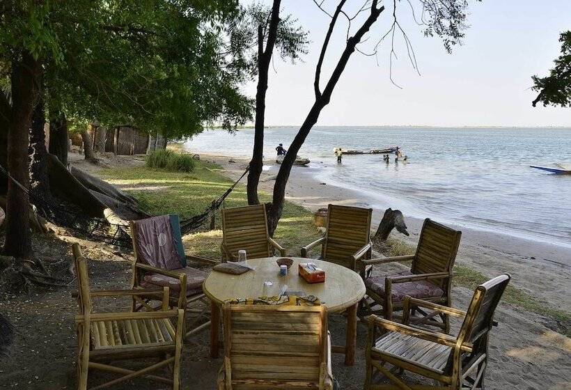 هتل L Ecolodge De Simal