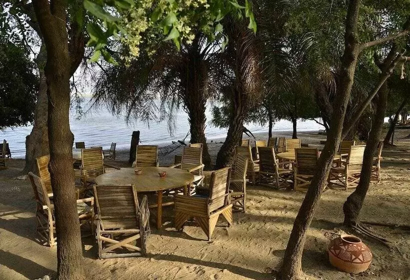 هتل L Ecolodge De Simal