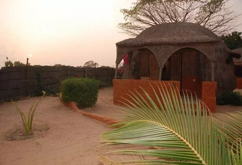 هتل L Ecolodge De Simal