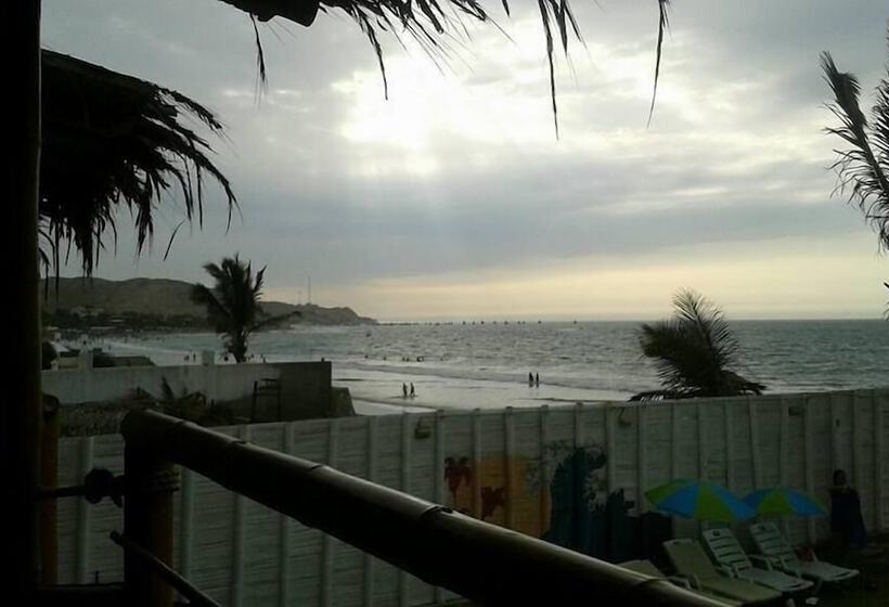 ホテル Mancora Bay