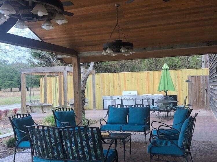 호텔 Red Fern Plantation Lodge