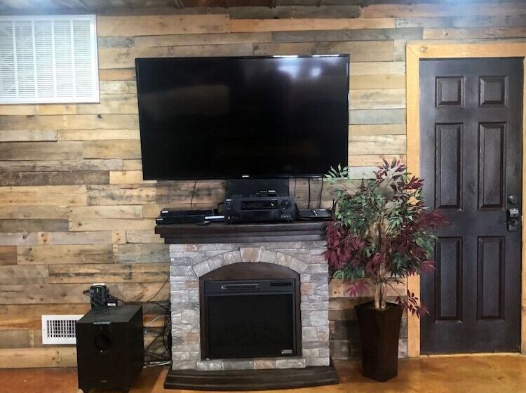 호텔 Red Fern Plantation Lodge