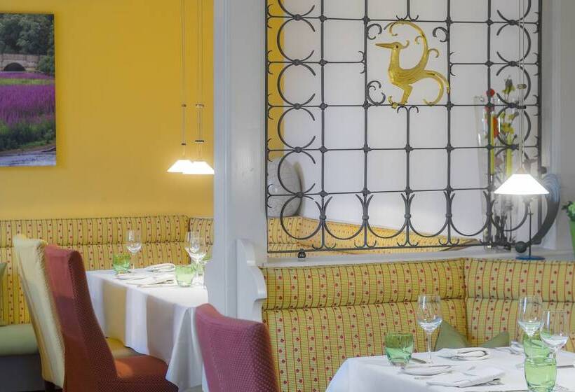 ホテル & Restaurant Menge