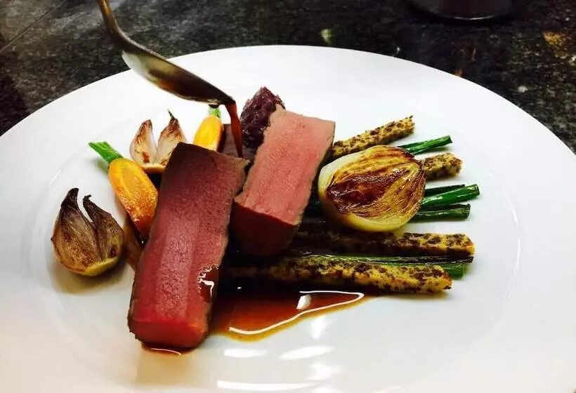 هتل & Restaurant Menge