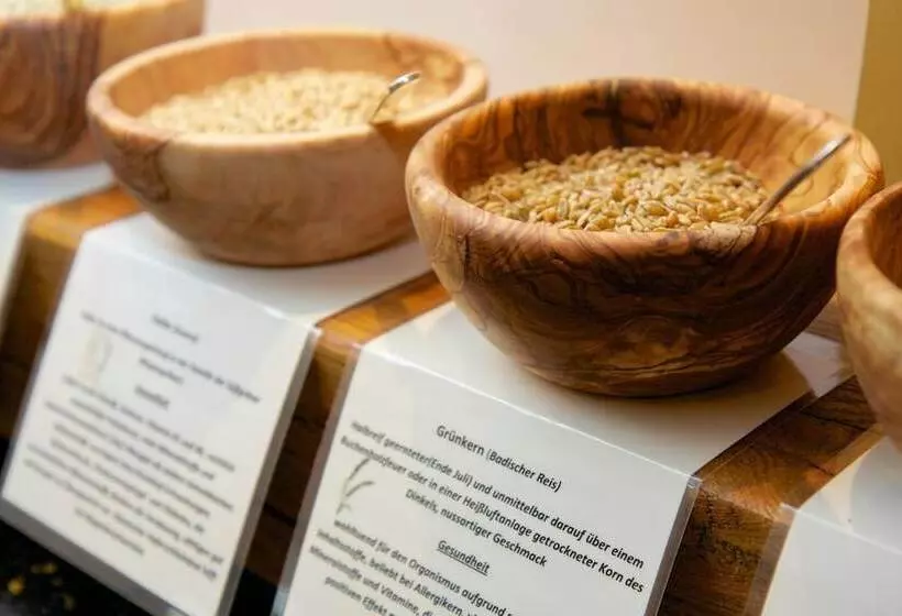 هتل & Restaurant Menge