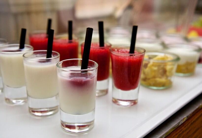 ホテル & Restaurant Menge