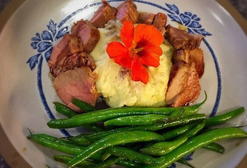 Отель Riverside