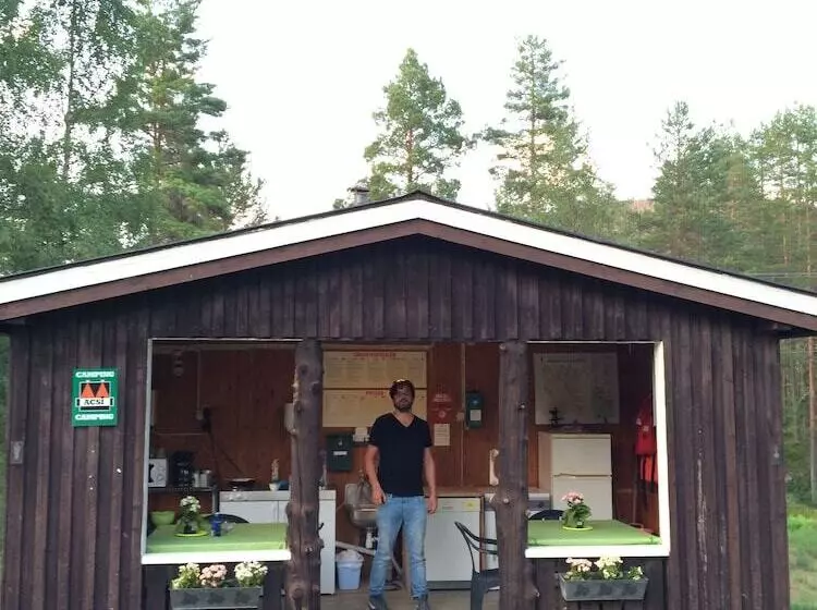 ホテル Telemark Camping & Inn Campground Cabins