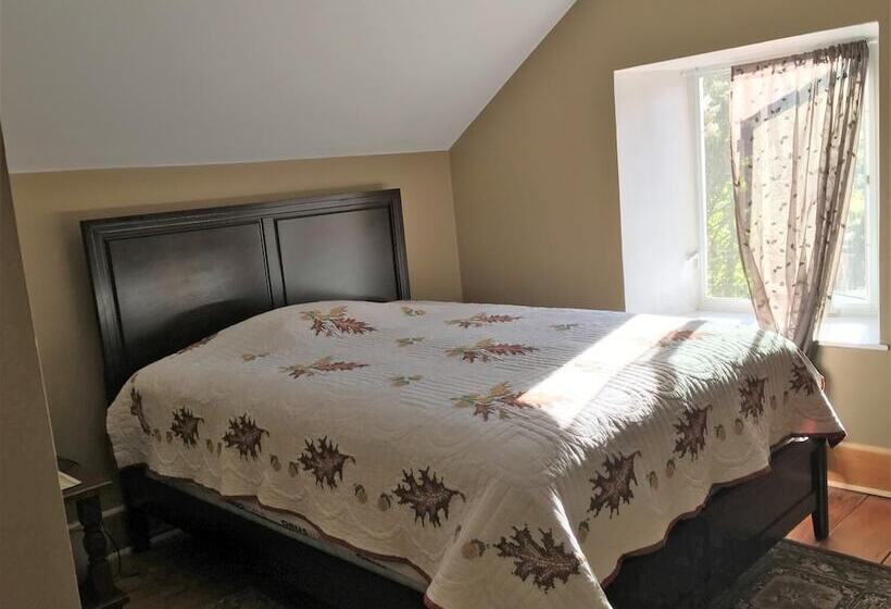 Koch Haus Bed & Breakfast