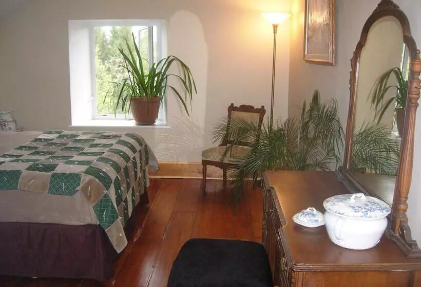 Koch Haus Bed & Breakfast