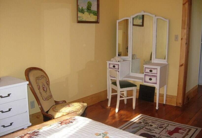 Koch Haus Bed & Breakfast