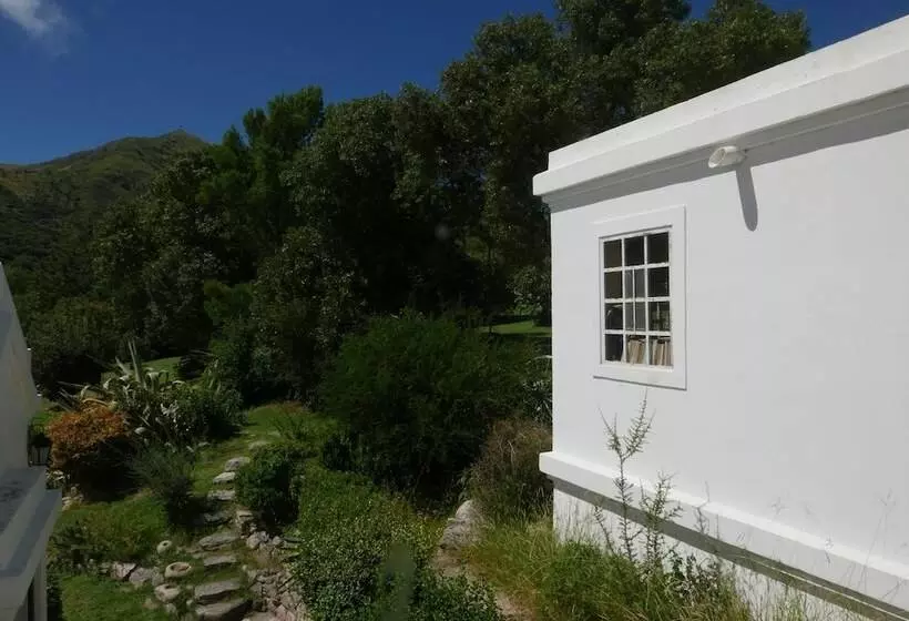 La Morada Hostal De Montaña