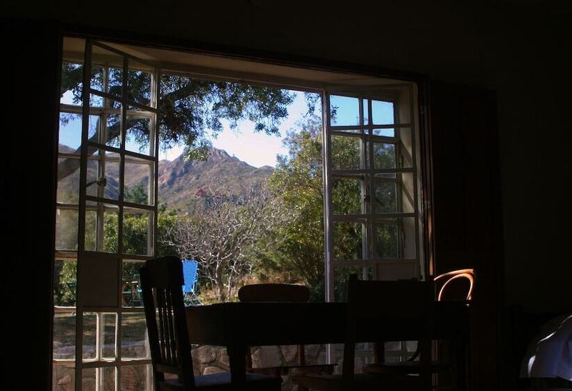 La Morada Hostal De Montaña