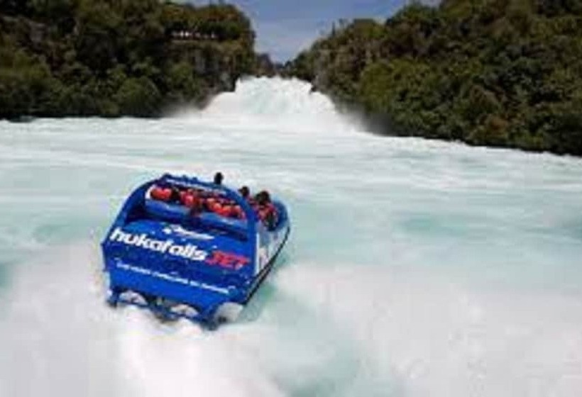 Lupin Lodge Bed And Breakfast