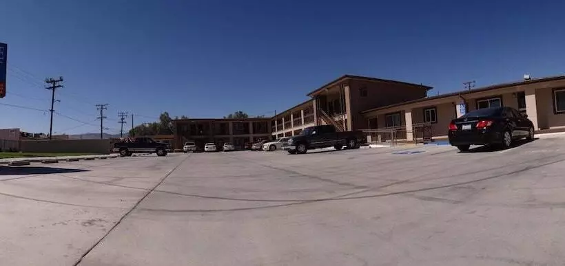 Motelli Executive Inn