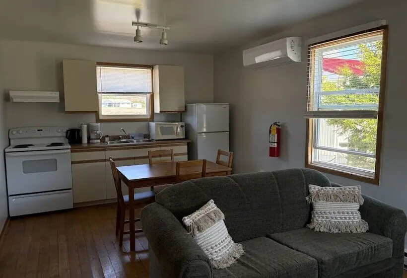 モーテル The Sunshine Inn