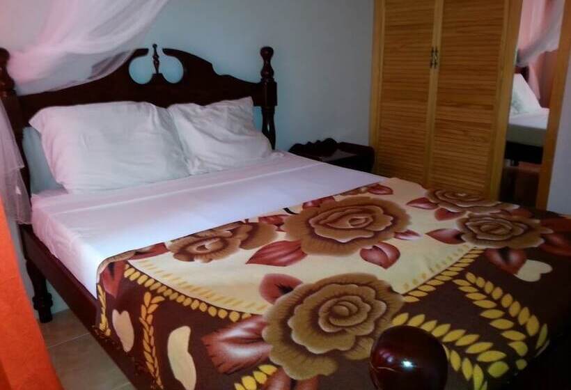 پانسیون Corosol Apartments