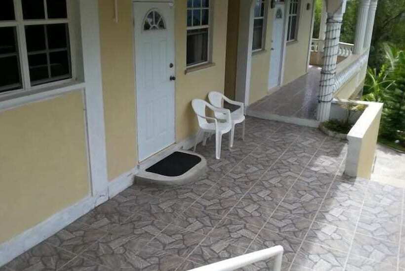 پانسیون Corosol Apartments