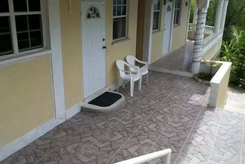پانسیون Corosol Apartments
