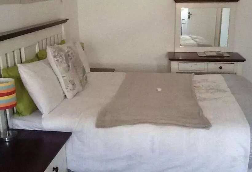 Majatalo Eg Guesthouse