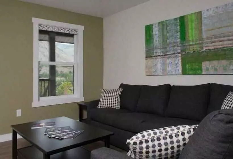 Majatalo Klippers Guest Suites