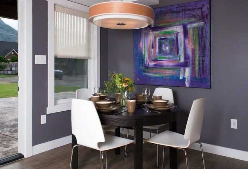 פנסיון Klippers Guest Suites