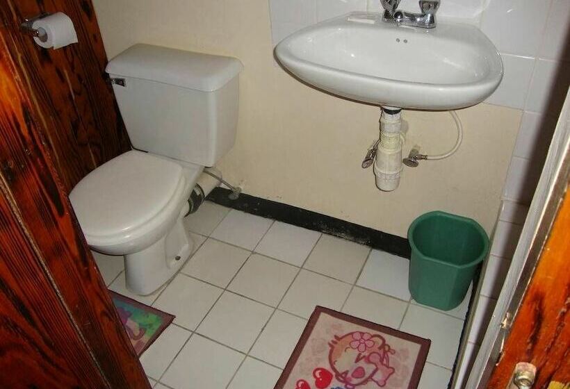 پانسیون Symes Zee Villa