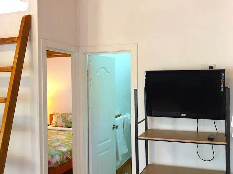 بنسيون The Tropical Villa