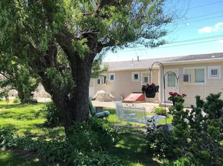 Southold Beach Motel